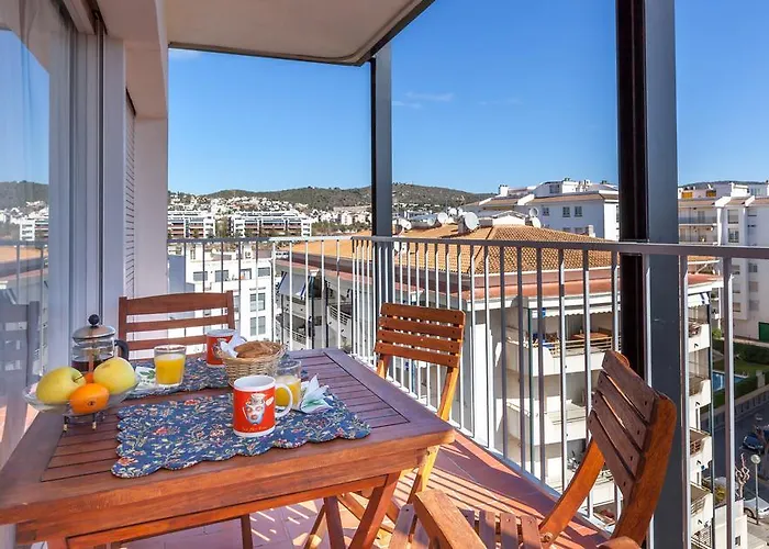 Hola! - El Cortijo Apartment