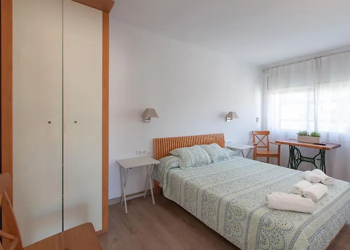 Hola! - El Cortijo Apartment Sitges